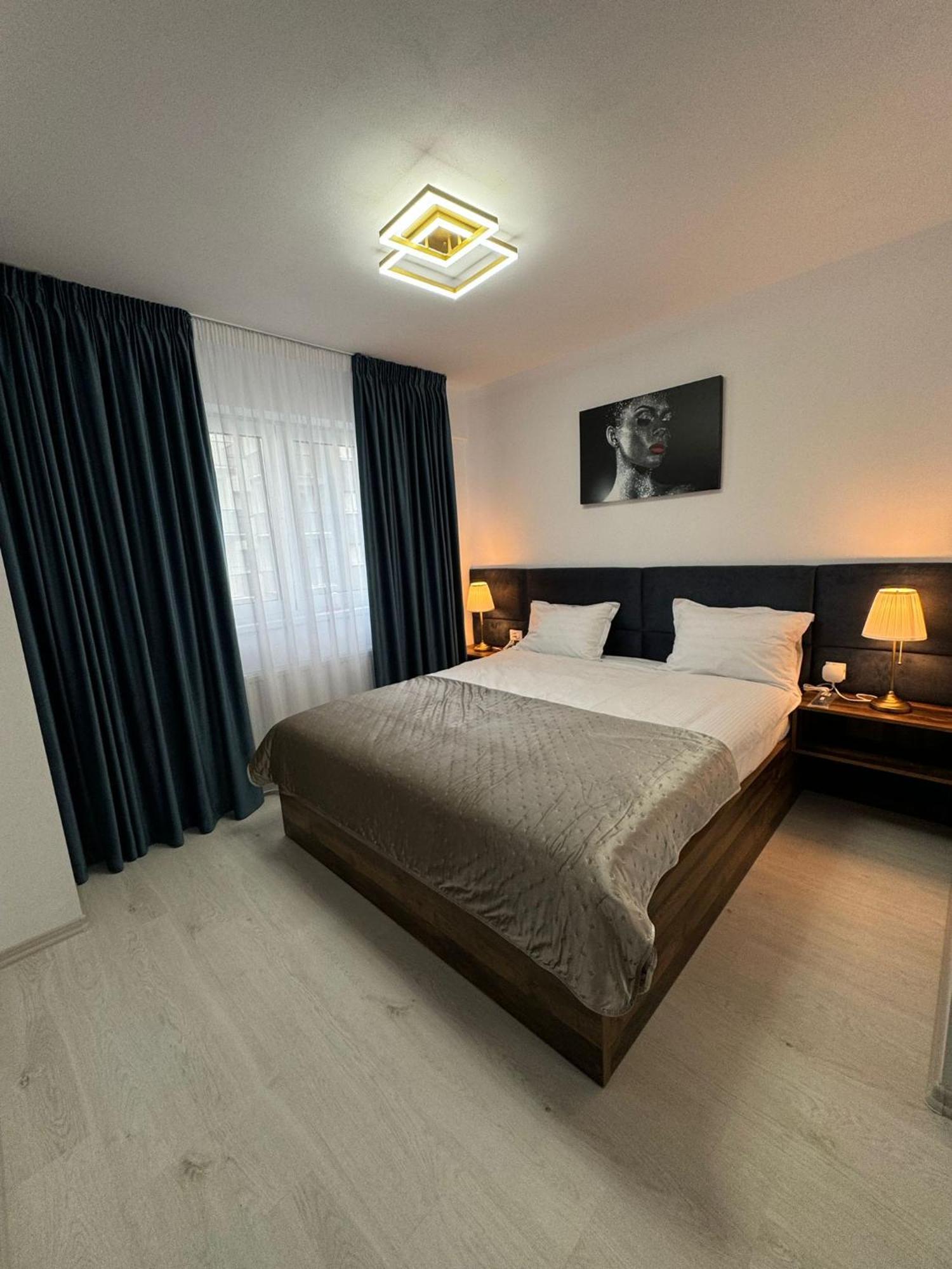 Palladium Apartament Braşov Buitenkant foto